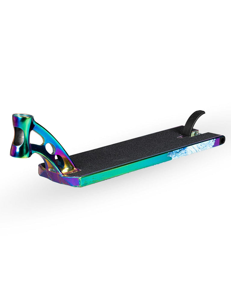 2022JUZZYCARTERV2DECKANGLEWEB-